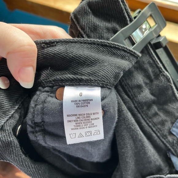 LIKE NEW Aeropostale 90’s High Rise Cutoff Short - Picture 6 of 7